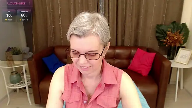 Cutie Erikaa1 online show from 02/21/25, 02:50