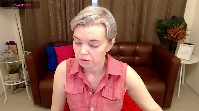 Cutie Erikaa1 online show from 03/21/25, 02:28