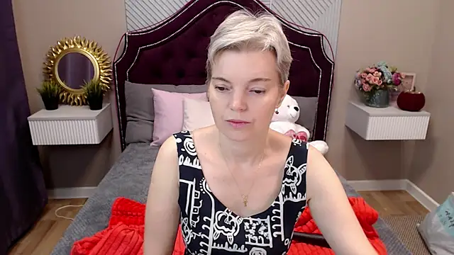 Cutie Erikaa1 online show from 10/25/25, 02:19