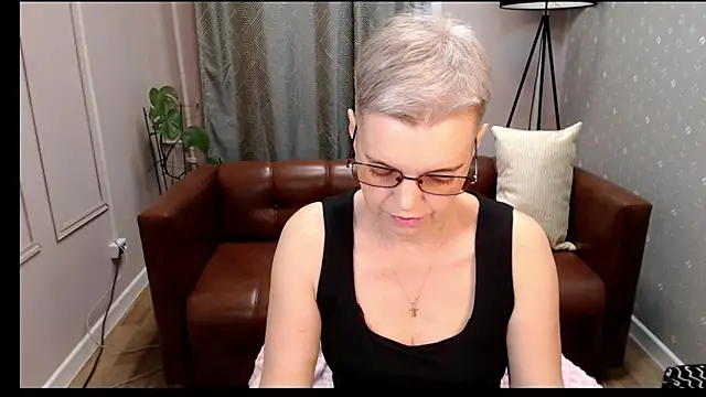 Cutie Erikaa1 online show from 11/06/25, 09:43