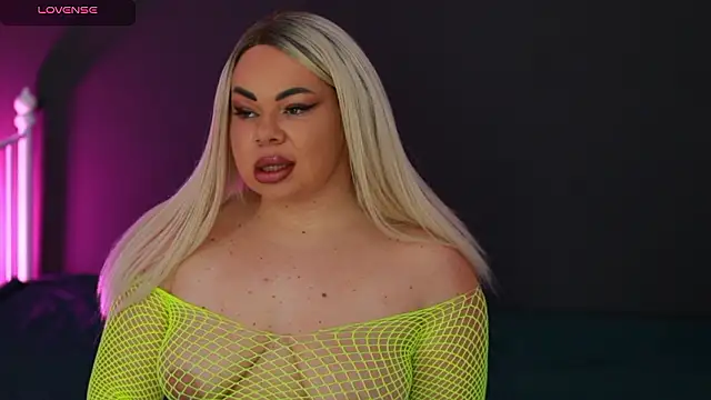 MissLilaa online show from 12/07/24, 04:47