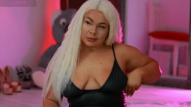 MissLilaa online show from 03/14/25, 05:24