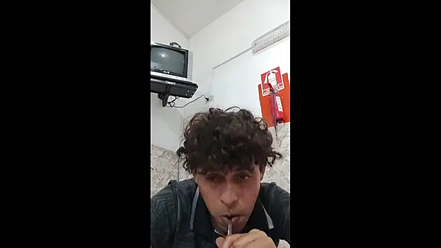 luisfer 306 online show from 02/27/25, 06:31