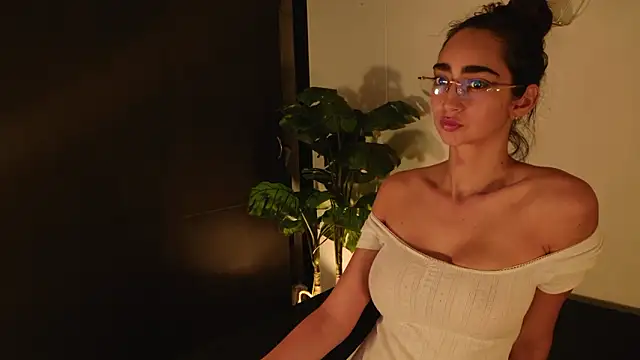 Scarlett grand online show from 02/11/26, 03:33