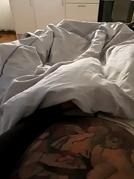 Snapshot of tattooedtwc chatting on 10/05/25, 11:13 tattooedtwc online show from 10/05/25, 11:13