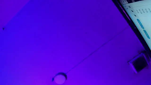 Snapshot of Triipsy chatting on 01/18/25, 01:52 Triipsy online show from 01/18/25, 01:52