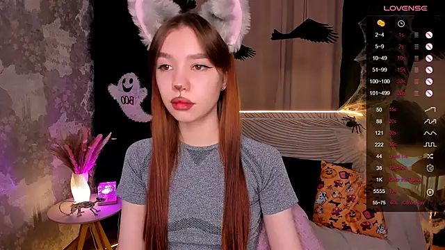 MilliBrown  online show from 10/25/25, 06:43