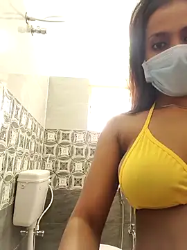 Snapshot of pimange34 chatting on 03/22/25, 04:24 pimange34 online show from 03/22/25, 04:24