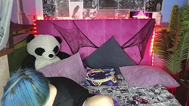 Snapshot of Baby_lunatic chatting on 12/02/24, 08:55 Baby lunatic online show from 12/02/24, 08:55