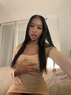 IamCrystal2 online show from 12/01/25, 02:49