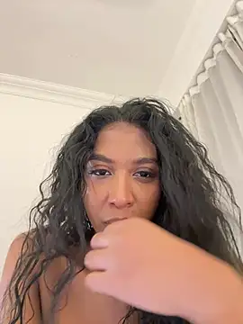 IamCrystal2 online show from 05/16/26, 12:51