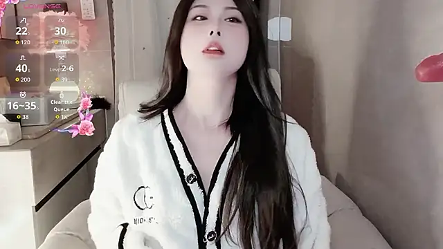 Blossom-666 online show from 01/18/26, 04:16