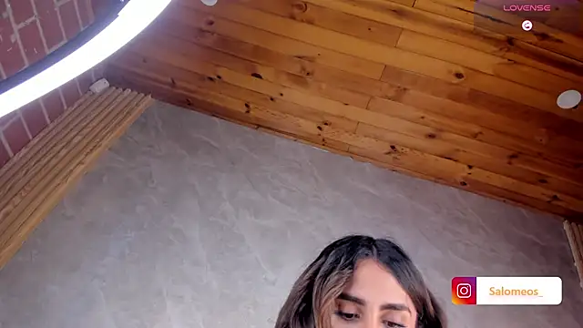 Niki Texas online show from 04/13/26, 08:03