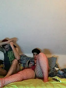 Snapshot of Lana-Emil chatting on 12/10/24, 08:49 Lana-Emil online show from 12/10/24, 08:49