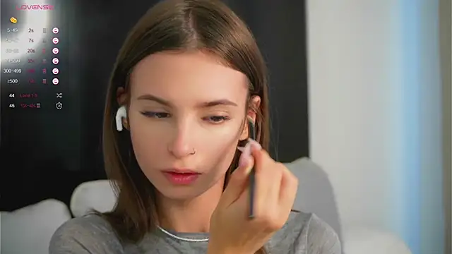 EvaLung777 online show from 09/11/25, 07:52