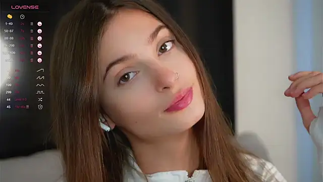 EvaLung777 online show from 10/15/25, 08:14