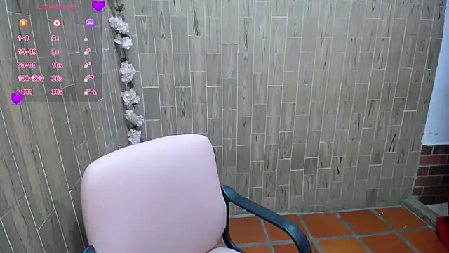 solyeria online show from 09/10/25, 01:05