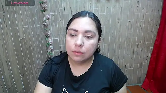 solyeria online show from 09/30/25, 01:32