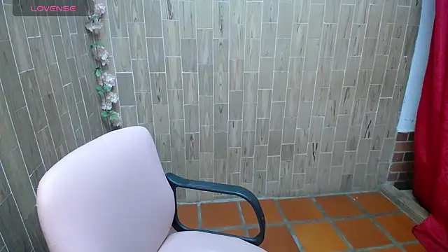 solyeria online show from 12/04/25, 01:48