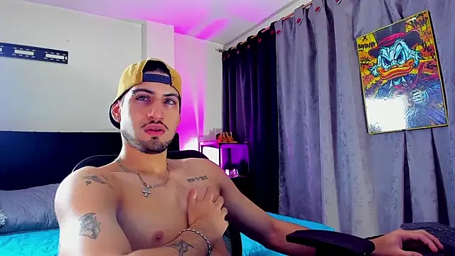 Giomar Reyes online show from 02/19/26, 05:36