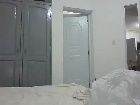 Snapshot of adele-33 chatting on 10/10/25, 10:53 adele-33 online show from 10/10/25, 10:53