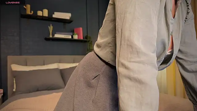 Lella Ryann  online show from 03/15/25, 07:59