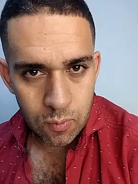 Snapshot of CRISTHIAN_GREY01 chatting on 12/29/24, 06:03 CRISTHIAN GREY01 online show from 12/29/24, 06:03