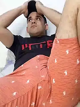 Snapshot of CRISTHIAN_GREY01 chatting on 01/15/25, 02:17 CRISTHIAN GREY01 online show from 01/15/25, 02:17