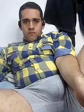 Snapshot of CRISTHIAN_GREY01 chatting on 02/04/25, 11:49 CRISTHIAN GREY01 online show from 02/04/25, 11:49