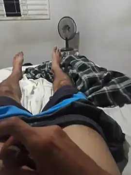 UnhappyWinding online show from 12/01/25, 02:05