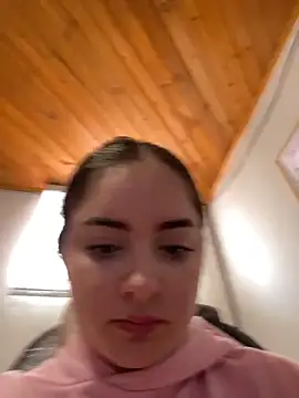 imlindapink online show from 04/11/26, 07:18