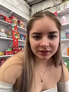 imlindapink online show from 04/20/26, 06:53