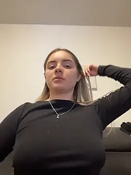 imlindapink online show from 05/28/26, 04:04