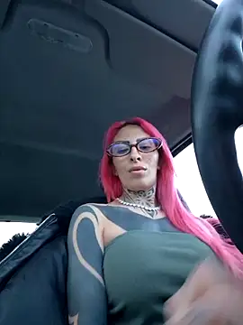 bambolinaofficial online show from 02/13/26, 04:36