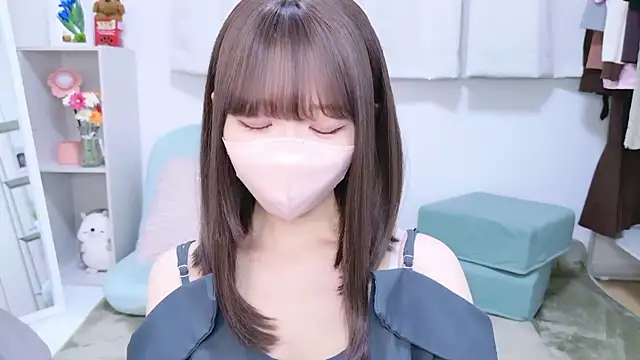 328 mitsuha online show from 09/20/25, 10:38