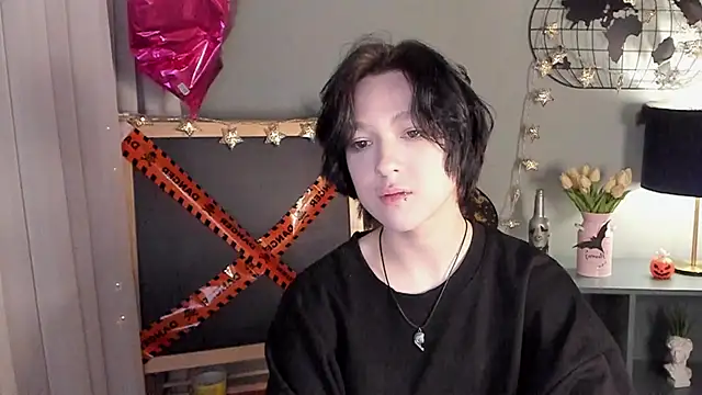 fiamoory online show from 10/28/25, 08:29