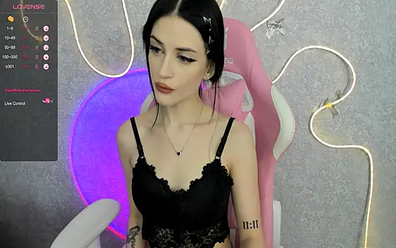 Molly Crystall online show from 03/29/26, 03:39