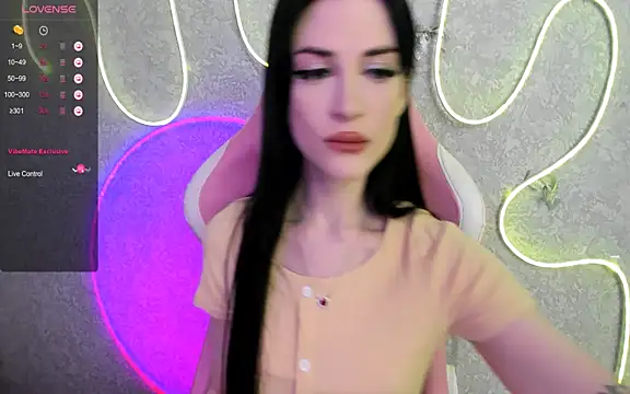 Molly Crystall online show from 04/21/26, 04:19