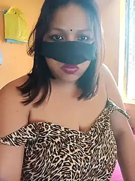 Radhikadavi879 online show from 03/06/25, 09:36