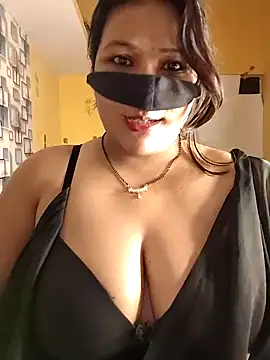 Radhikadavi879 online show from 09/11/25, 07:25