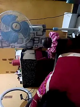 Radhikadavi879 online show from 10/07/25, 04:48