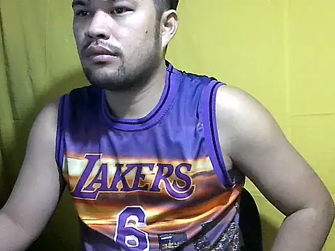 HairyHottestpinoyHandsome online show from 05/23/26, 04:33