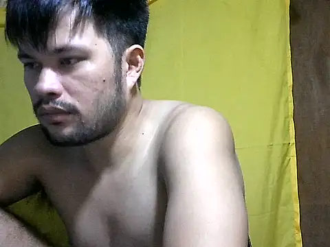 Snapshot of HairyHottestpinoyHandsome chatting on 06/20/26, 08:17 HairyHottestpinoyHandsome online show from 06/20/26, 08:17