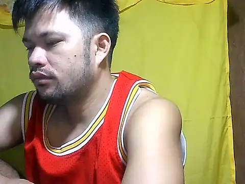 Snapshot of HairyHottestpinoyHandsome chatting on 07/11/26, 12:46 HairyHottestpinoyHandsome online show from 07/11/26, 12:46
