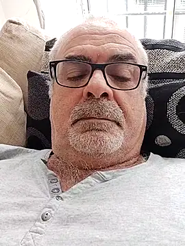 Snapshot of Satiro_Sevilla chatting on 03/09/25, 01:48 Satiro Sevilla online show from 03/09/25, 01:48