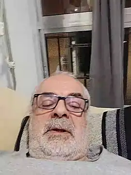 Snapshot of Satiro_Sevilla chatting on 03/16/25, 08:11 Satiro Sevilla online show from 03/16/25, 08:11