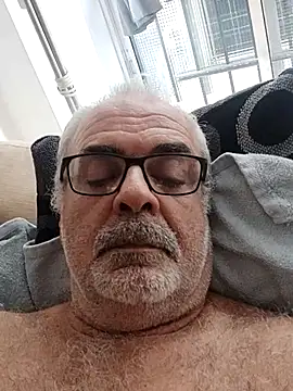 Snapshot of Satiro_Sevilla chatting on 09/08/25, 06:18 Satiro Sevilla online show from 09/08/25, 06:18