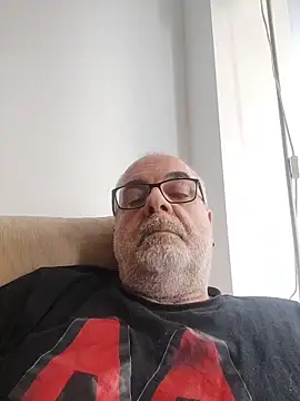 Satiro Sevilla online show from 03/22/26, 04:32