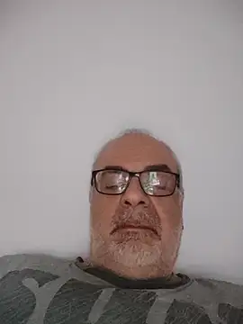 Satiro Sevilla online show from 04/02/26, 11:24