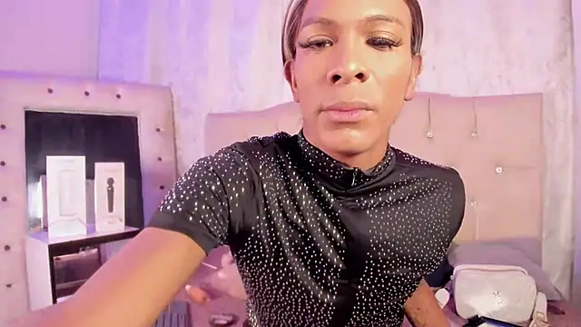 Strella ferrera online show from 01/18/26, 01:31